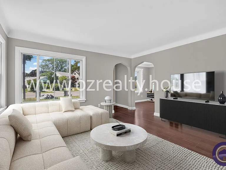 3434 Bellevue Rd — Photo 2