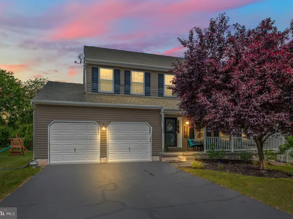 2011 Canyon Creek Rd, Gilbertsville, PA 19525
