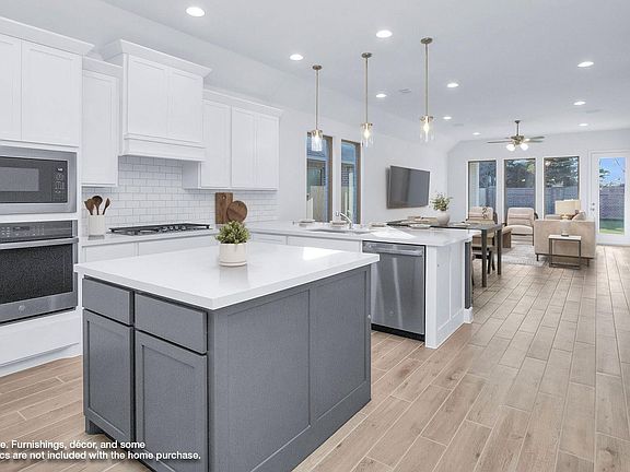 3rd image of 18727 Buttercup Farms Ln