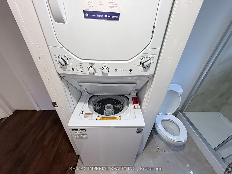 52 Yongehurst Rd #2 — Photo 16