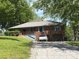 907 S Turner Ave, Independence, MO 64056
