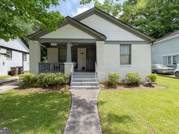 2284 Dauphine St, East Pt, GA 30344