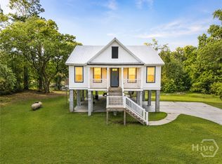 425 Tideland Dr, Midway, GA 31320