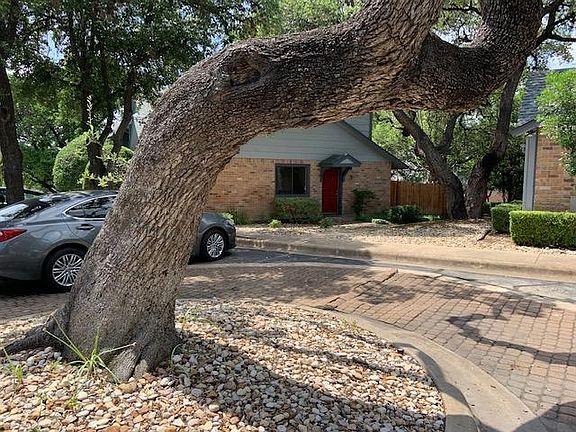 3rd image of 1411 Gracy Farms Ln APT 128