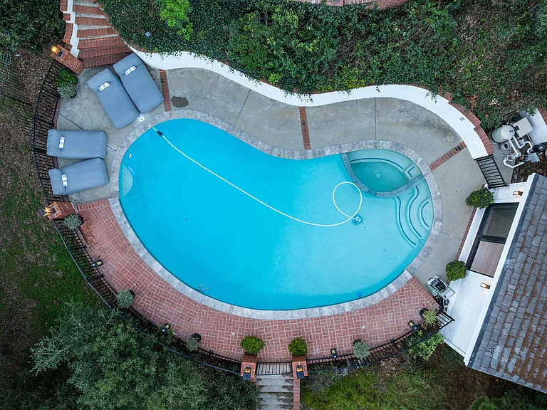 3100 Coldwater Canyon Ave — Photo 118