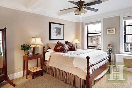 3rd image of 160 W 77th St APT 5C