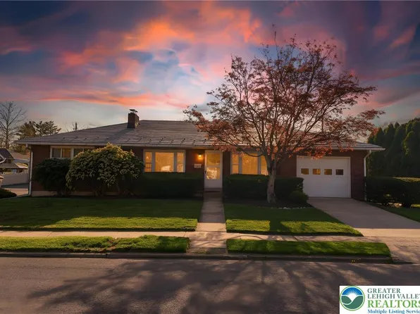 230 N Adams St S, Allentown, PA 18104