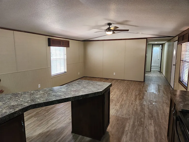 110 Chuparrosa Ln — Photo 5