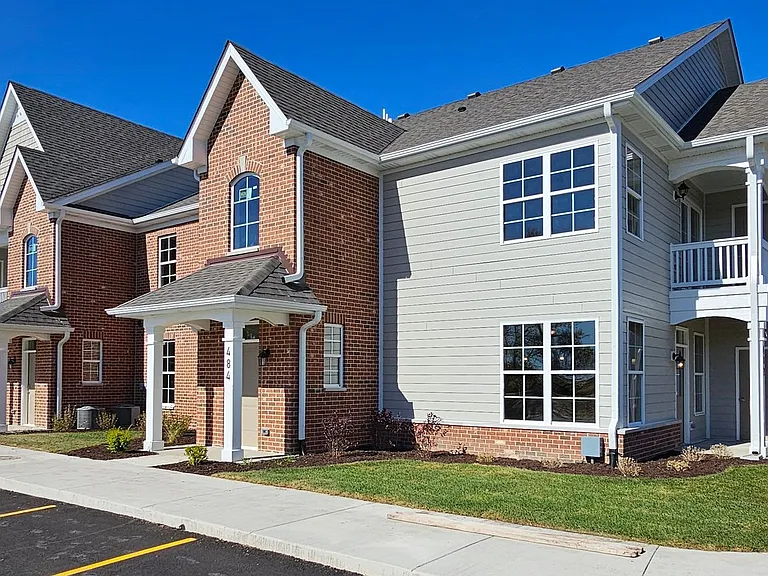 402-432 Timber Pointe Dr — Photo 1