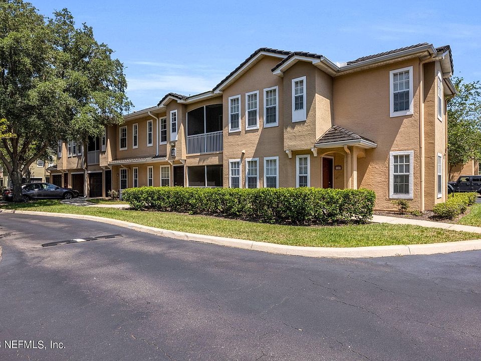 1st image of 10075 GATE Parkway N #2206