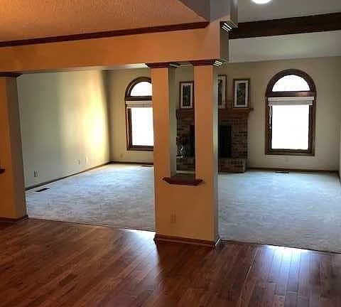 3rd image of 8316 Carriage Hill Ct