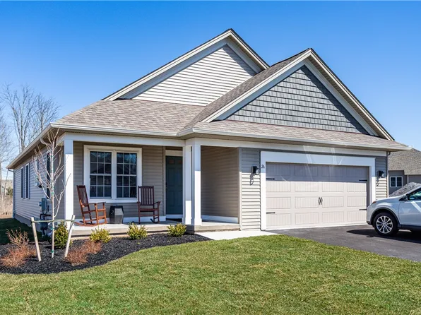 6127 Caleb Ct, Farmington, NY 14425