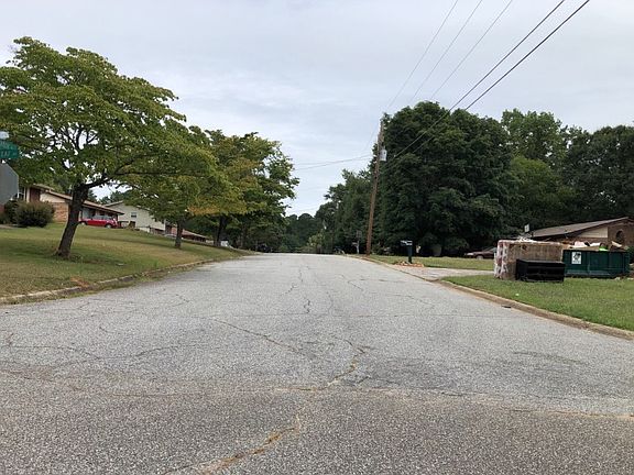 5th image of 1516 Sunnybrook Dr