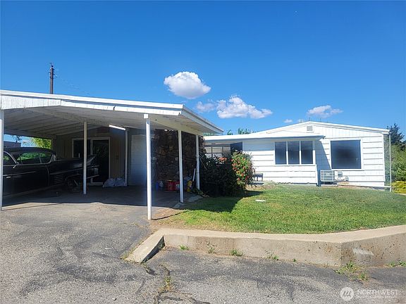 4th image of 1823 North Road