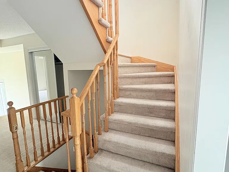 40 Mantello Dr — Photo 10
