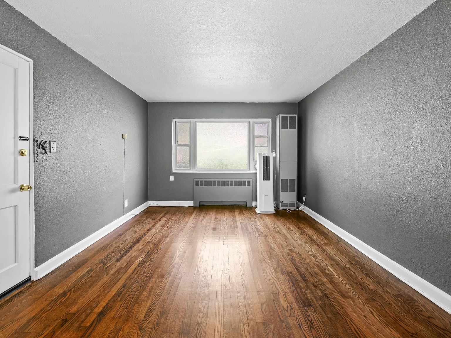 2 bed, 800 sqft, $1,700 — Photo 3