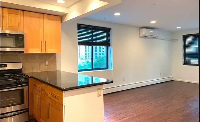 Rented by Oxford Property Group | media 13