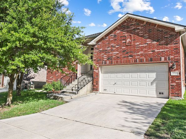 3711 Pinyon Pne