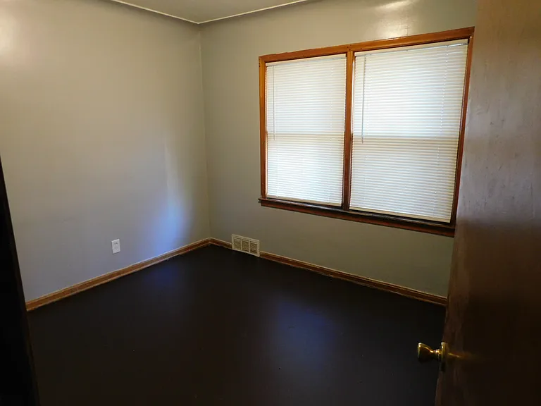 11539 Lakepointe St — Photo 6