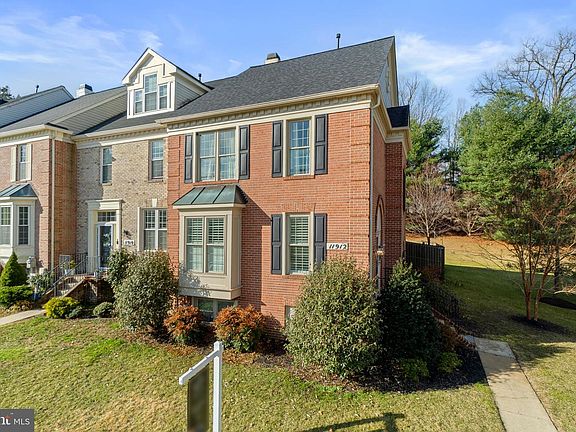 3rd image of 11912 Thurloe Dr