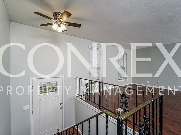5th image of 361 Rose Dr