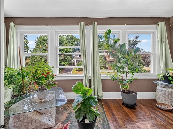 3rd image of 41 Berkeley Pl
