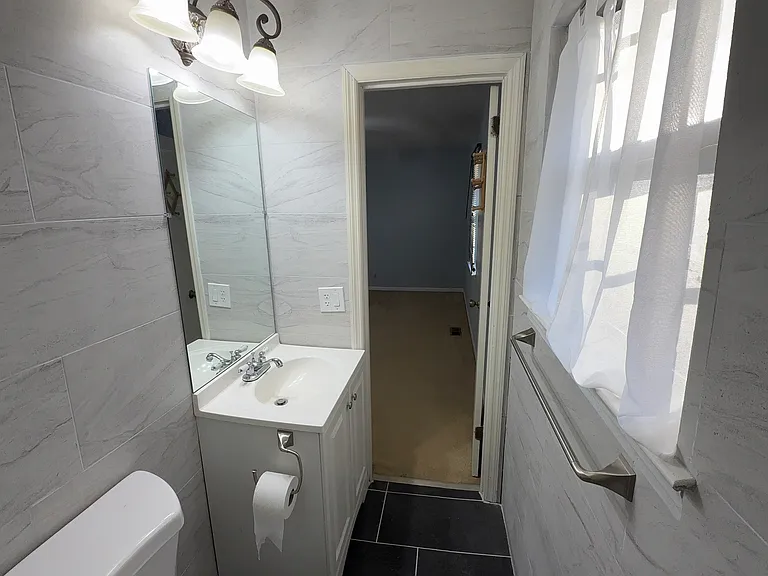 7111 Middle Valley Rd — Photo 24
