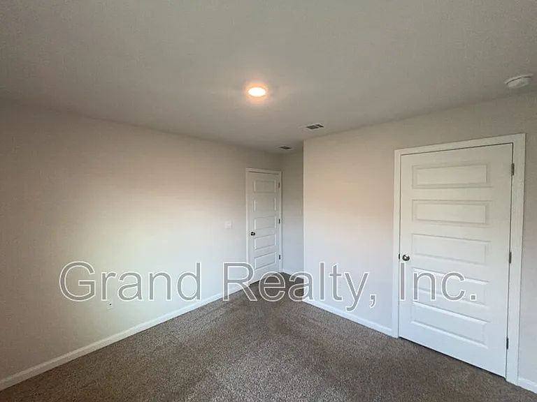 4423 Winged Elm Ct — Photo 13