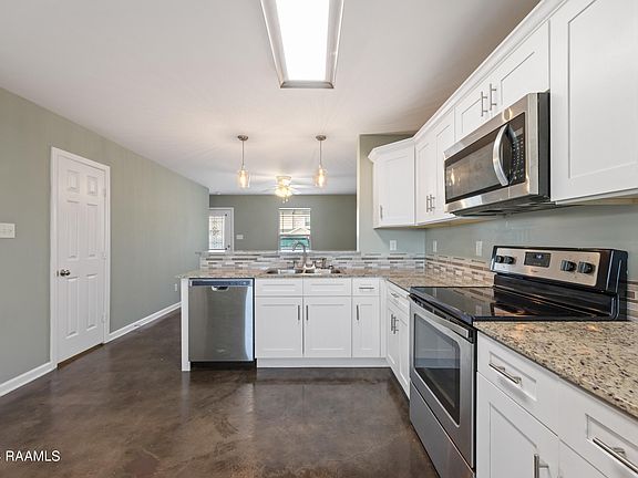 5th image of 1619 Dehart Dr #B