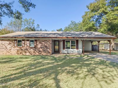 1305 W McHenry Rd, Mchenry, MS, 39561