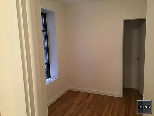 Rented by Bond New York | media 30