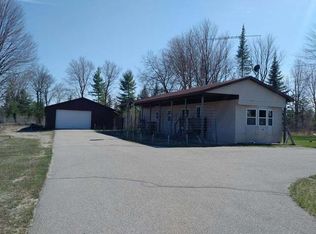 11480 Greenwood Rd, Gladwin, MI 48624