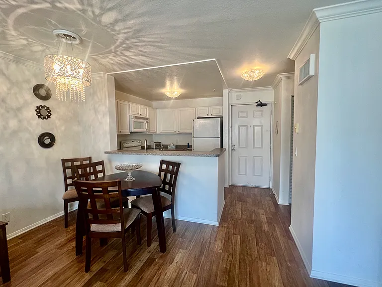 8889 Caminito Plaza Centro #7331 — Photo 6
