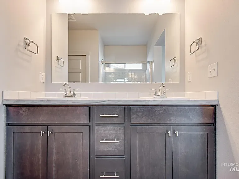 15370 Hogback Way — Photo 8