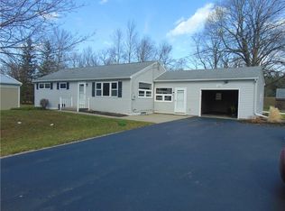 172 Basket Rd, Webster, NY 14580