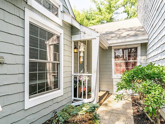 4th image of 8449 Sunfish Ln