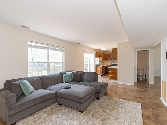 5th image of 13919 Charleswood Ct