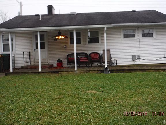 2nd image of 2661 E Dorothy Ln