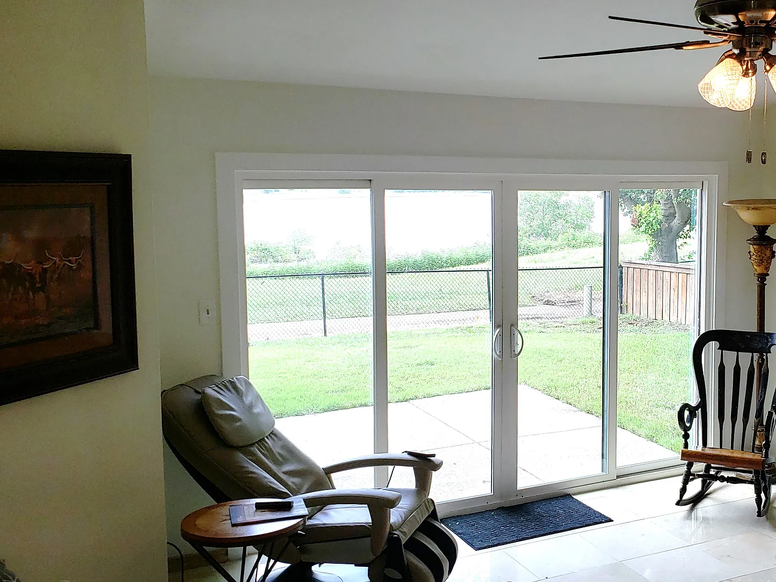 4 bed, 1854 sqft, $2,950 — Photo 2