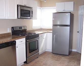 3rd image of 3006 James Ave N