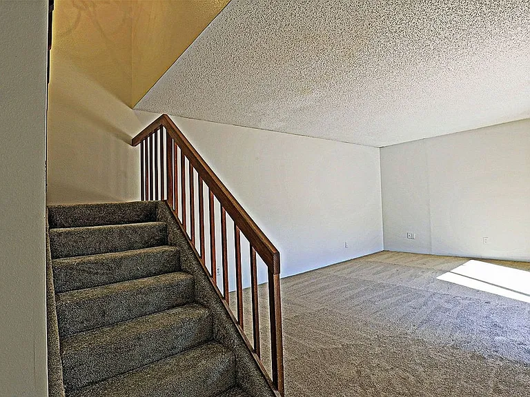 1556 Park Meadows Dr #1 — Photo 18