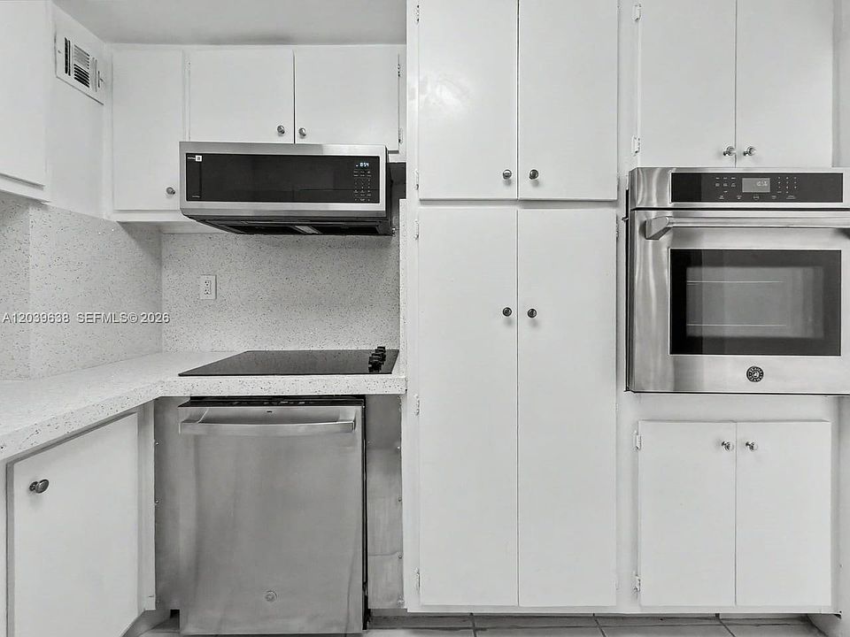 1st image of 3301 NE 5th Ave APT 307