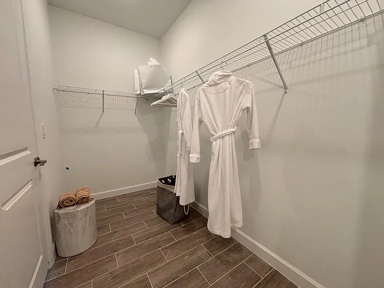 10660 NW Wilgrove Ln — Photo 14