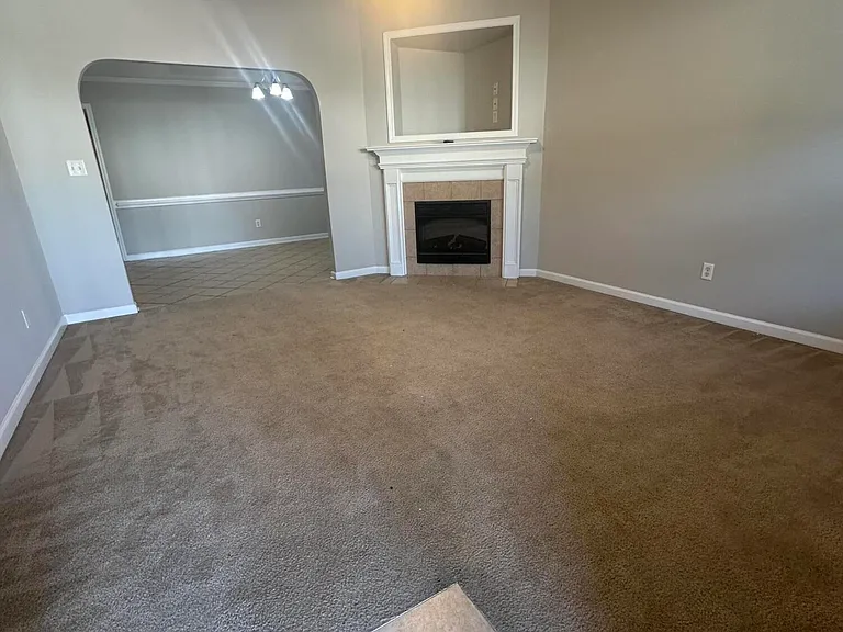 826 Whispering Willow Ct — Photo 2
