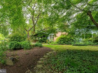 3315 Holly Ct, Falls Church, VA 22042