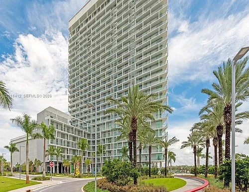 2000 Metropica Way Photo 1