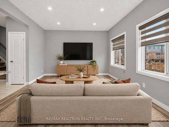 3rd image of 401 Woolwich St