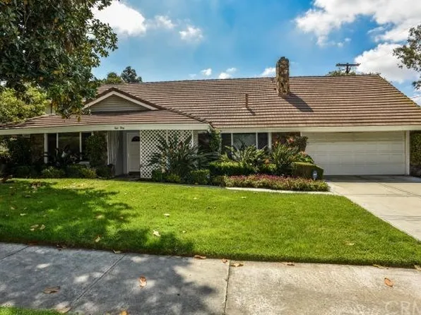 830 Apache Trl, Riverside, CA 92507