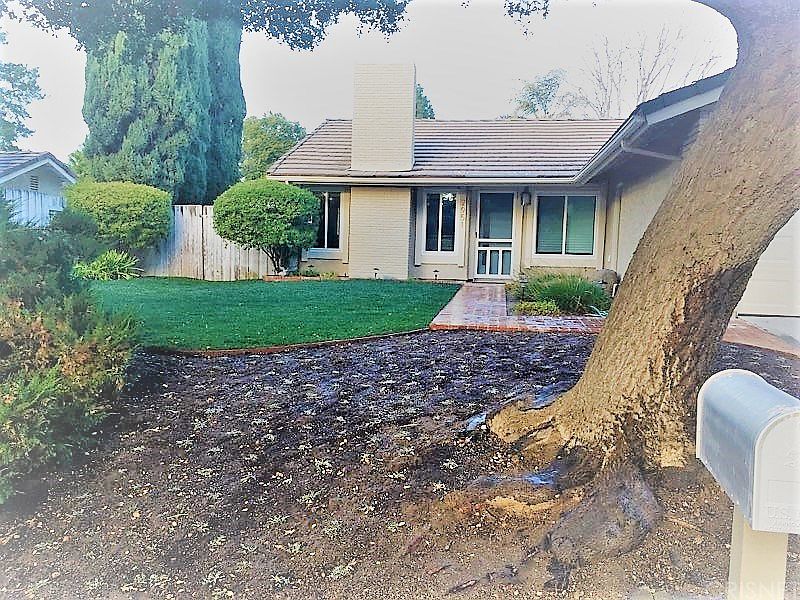 2nd image of 2951 Lodgewood St