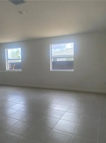 27441 SW 160th Ave — Photo 7